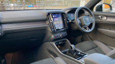 Volvo XC40 2.0 B4P Plus Dark 5dr Auto Petrol Estate